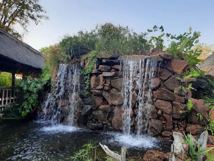 Where to Stay in Victoria Falls, Zimbabwe, According to Tour Operators